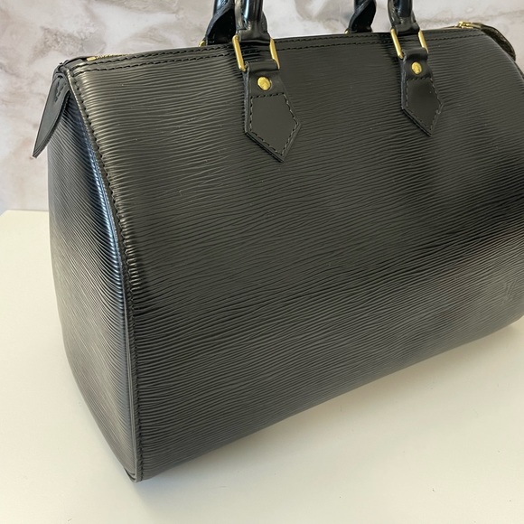 Louis Vuitton speedy 30 black epi - Picture 5 of 16